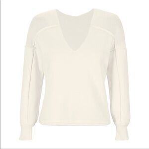 cabi Easy Pullover Size XS - like new condition